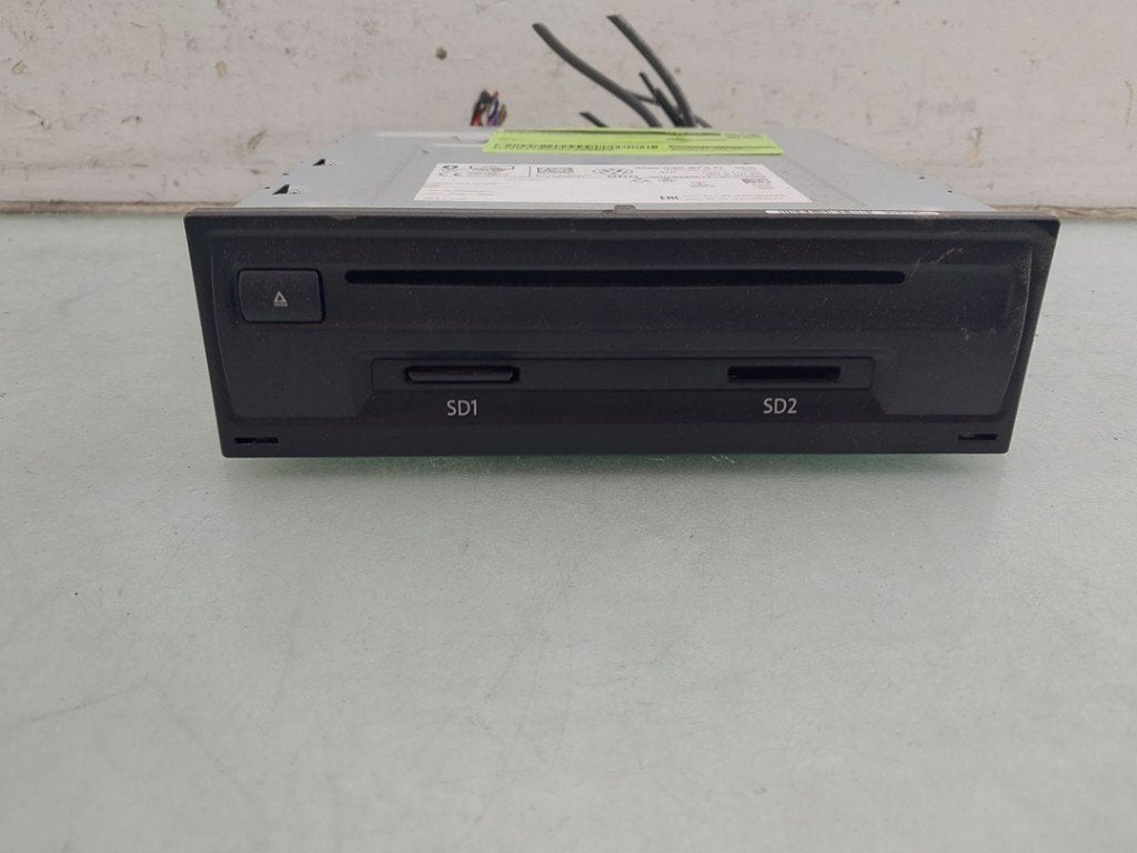 ORDINATEUR MULTIMEDIA Volkswagen Golf VII Variant (AUVV), Volkswagen, Utilisé, Lisa.Scalzo@aptiv.com, Aptiv PLC