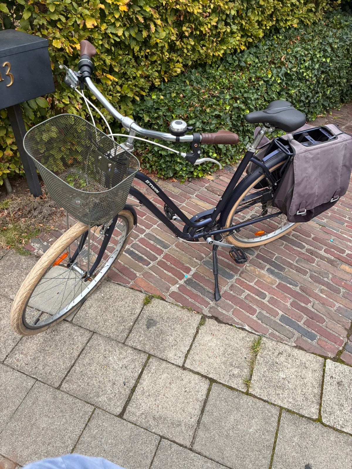 Dames fiets Btwin, Fietsen en Brommers, Ophalen, Zo goed als nieuw, Dames