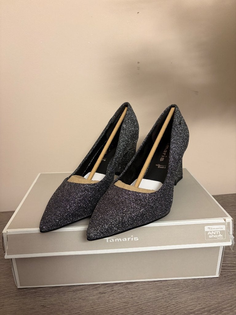 Escarpins Tamaris pailletés noir argenté T38 - neufs, Vêtements | Femmes, Enlèvement ou Envoi, Escarpins, Noir, Neuf