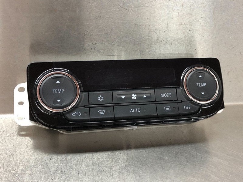 BEDIENINGSPANEEL VERWARMING Mitsubishi Outlander (GF / GG), Gebruikt, Mitsubishi