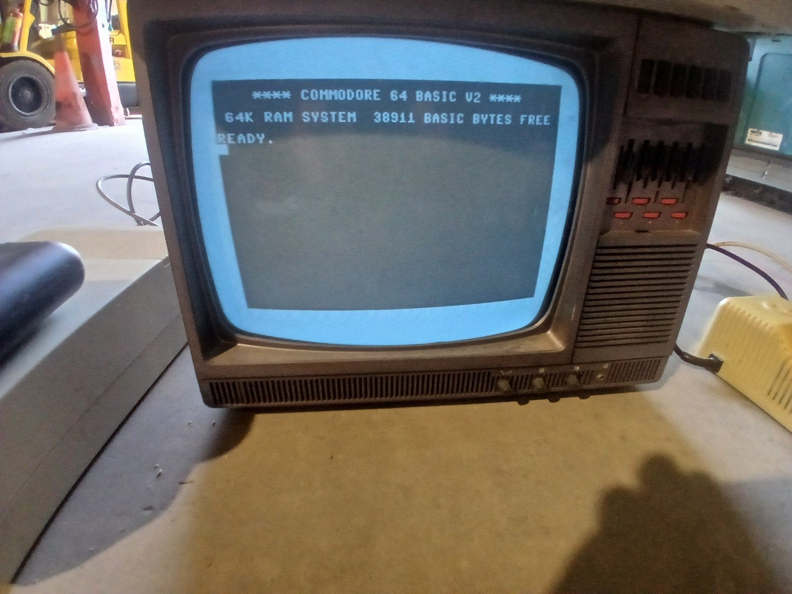 Moniteur TV CRT rétro fonctionnel pour Commodore 64/Amiga, Enlèvement