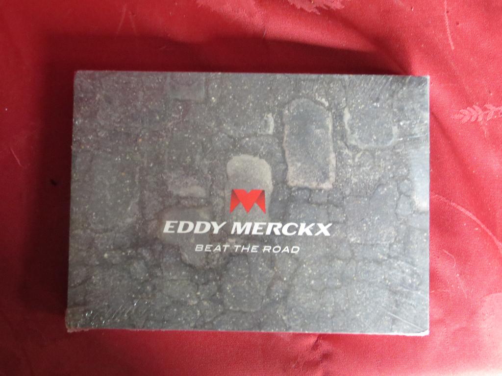 Boek Eddy Merckx - Beat the Road, Boeken, Ophalen of Verzenden, Nieuw, Lopen en Fietsen