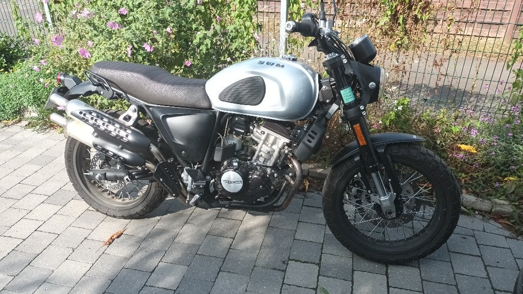 Moto SWM Outlaw 125, Motos, Tourisme, Occasion, SWM, Particulier