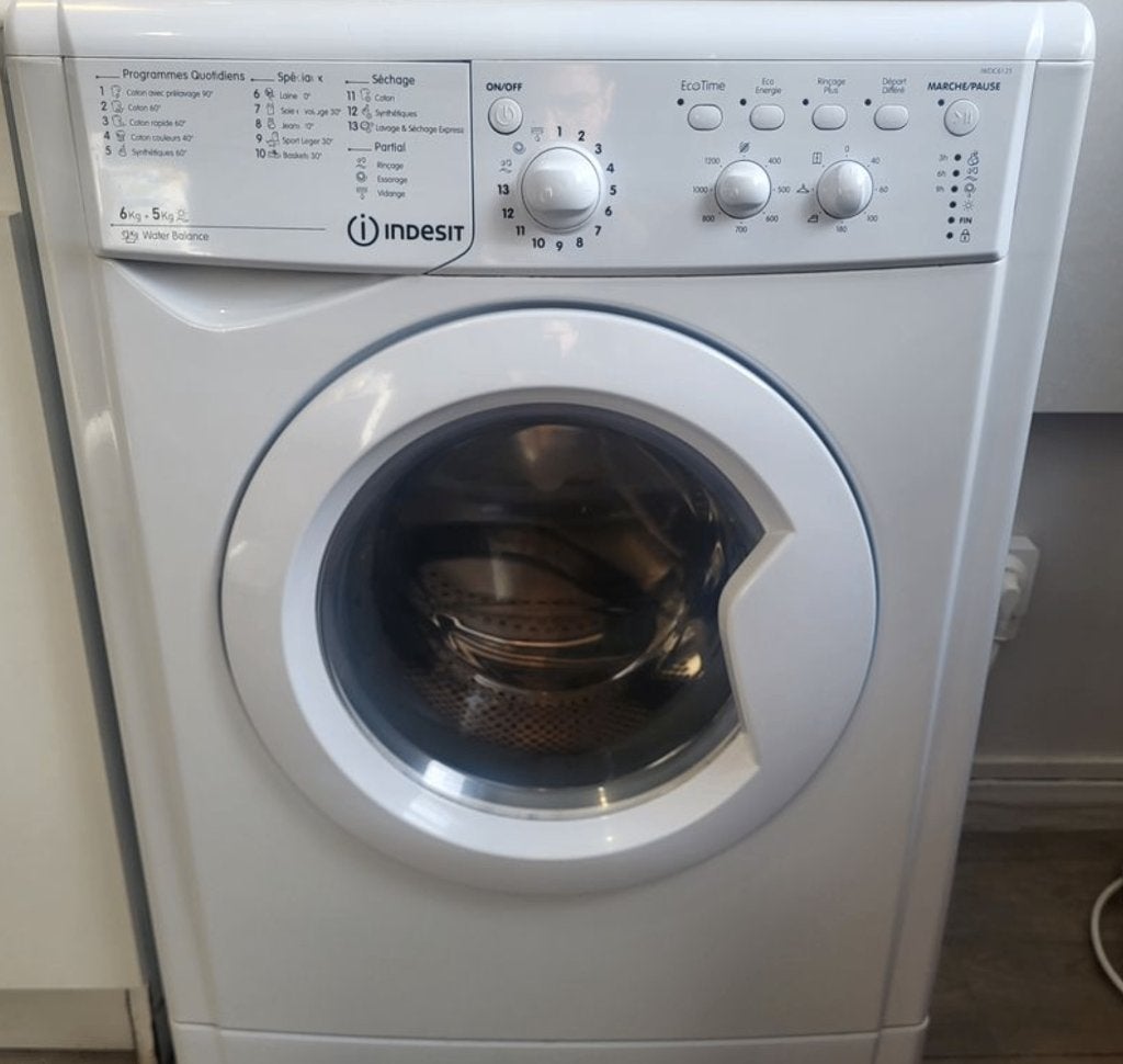Machine à laver hybride lave linge + Sèche linge INDESIT, 1200 à 1600 tours, 4 à 6 kg, Chargeur frontal, Enlèvement