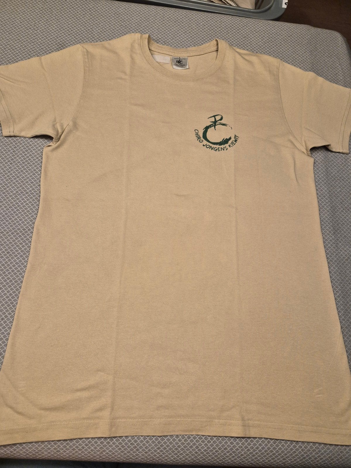 Chiro KIEWIT T-shirt maat S, Ophalen, Zo goed als nieuw, Overige maten, Beige