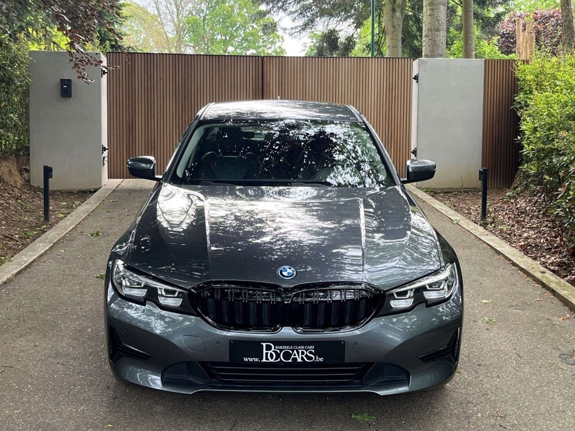 BMW 330 Led-Cockpit Pro-Navigatie-Leer-Carplay-Cam-19", Auto's, Automaat, 4 cilinders, Lichtsensor, Overige brandstoffen