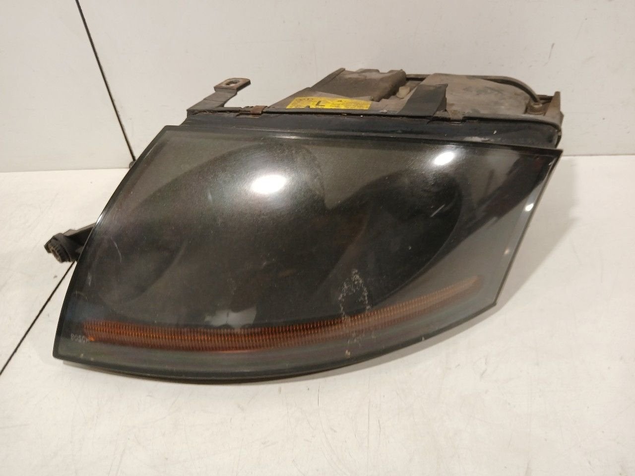 Koplamp links Audi TT, Onderdelen@venauto.nl, Van der Ven Autorecycling B.V., Ettenseweg 76, 4706 PB Roosendaal, The Netherlands