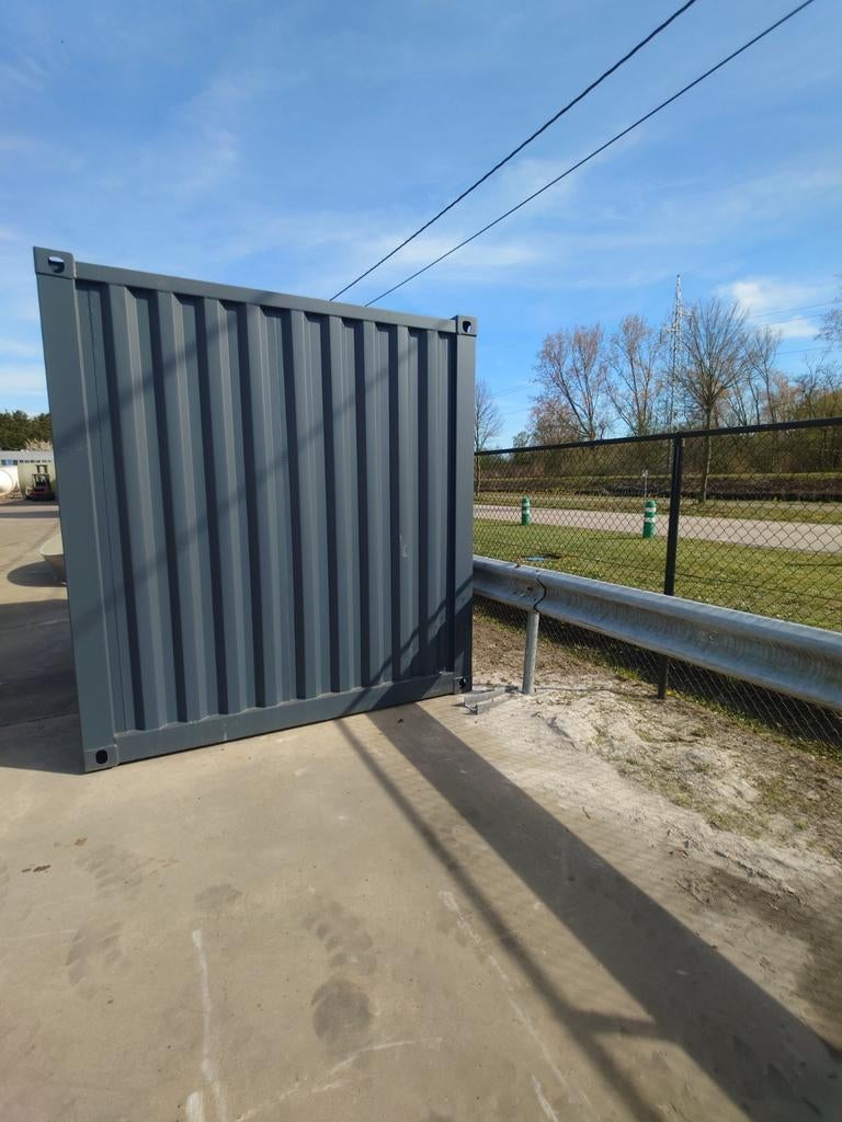 10ft container uit 2024  antraciet, Zakelijke goederen, Machines en Bouw | Keten en Containers, Ophalen