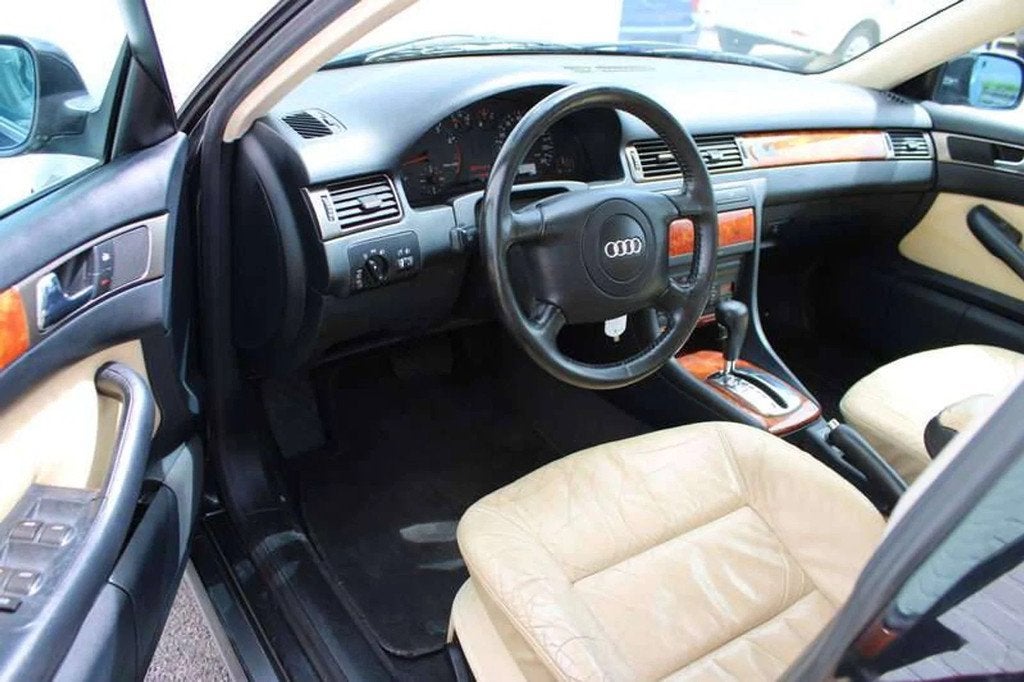 Audi A6 Automaat / Airco / Inclusief 1 JAAR garantie!, Auto's, Beige, Zwart, Bedrijf, Audi
