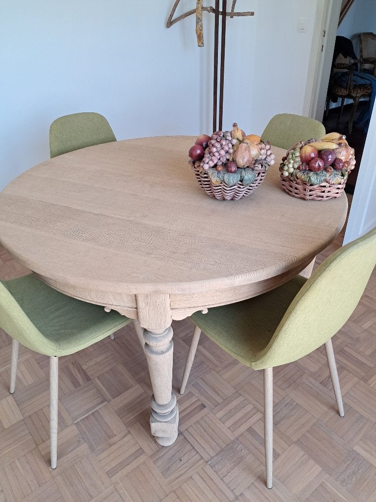 Geluchtgomde Ronde massieve eiken tafel, Ophalen
