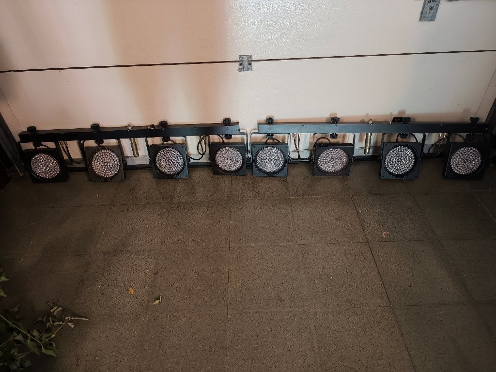 2x Eurolight par led bar + voetpedal, Muziek en Instrumenten, Ophalen, Zo goed als nieuw, Licht, Geluidgestuurd