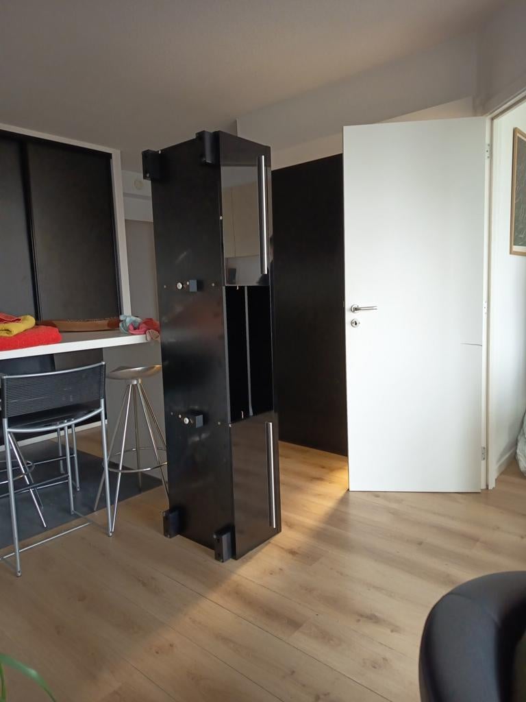 Commodekastje 2 meter breed 60 hoog zwart, Huis en Inrichting, Kasten | Dressoirs, Ophalen