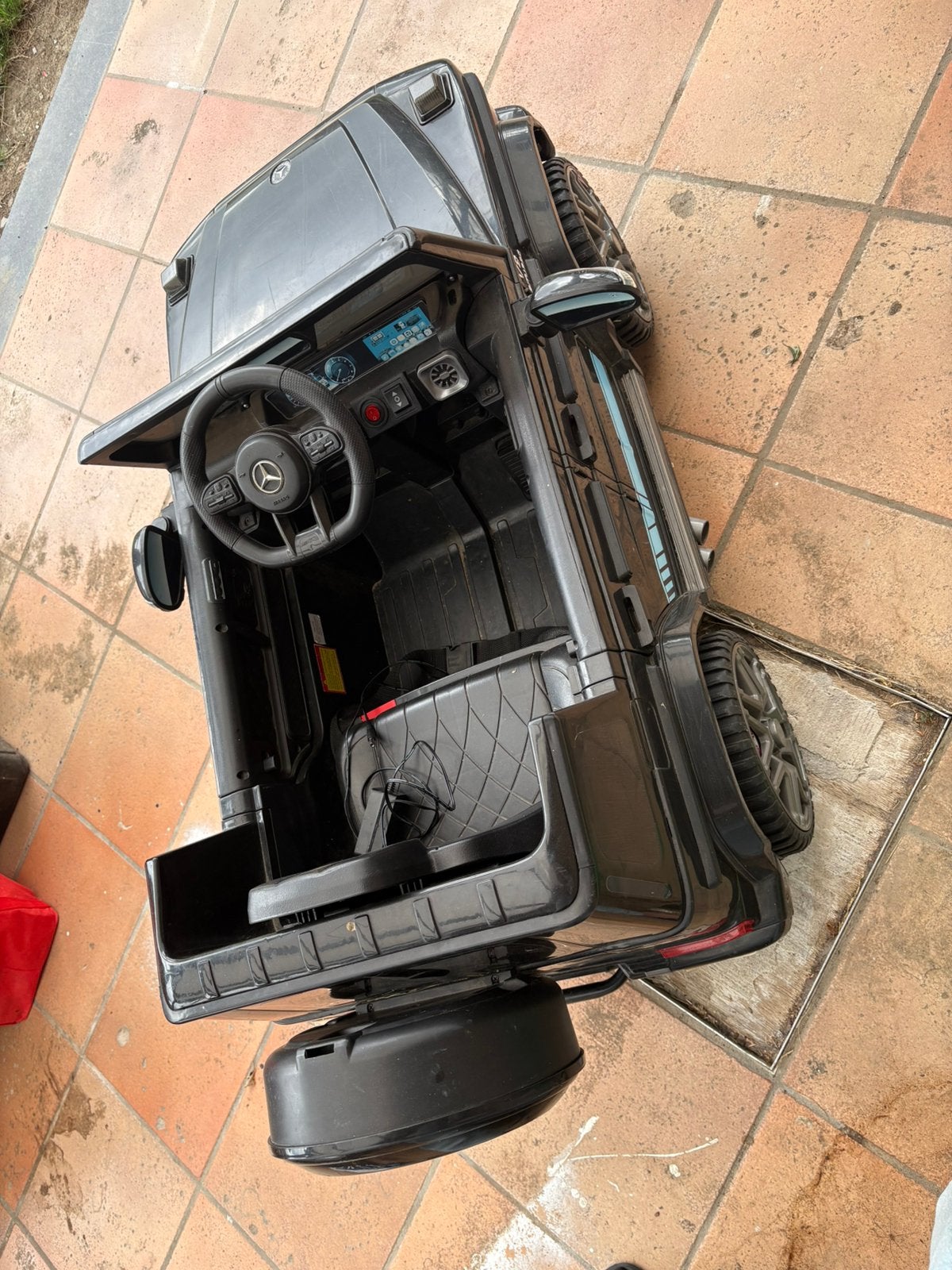 Speelgoed auto mercedes met oplader GRATIS, Ophalen, Gebruikt