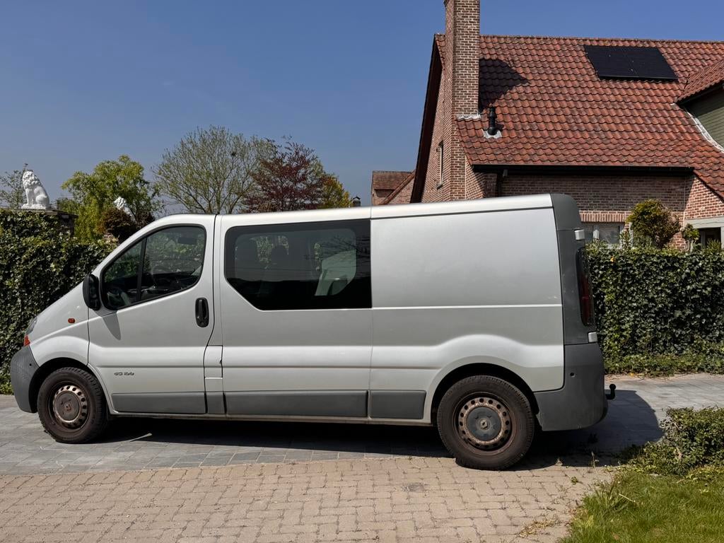 RENAUTL TRAFIC DUBBEL CABINE 170 000 km 2003, Auto's, Renault, Bedrijf, Diesel, Te koop