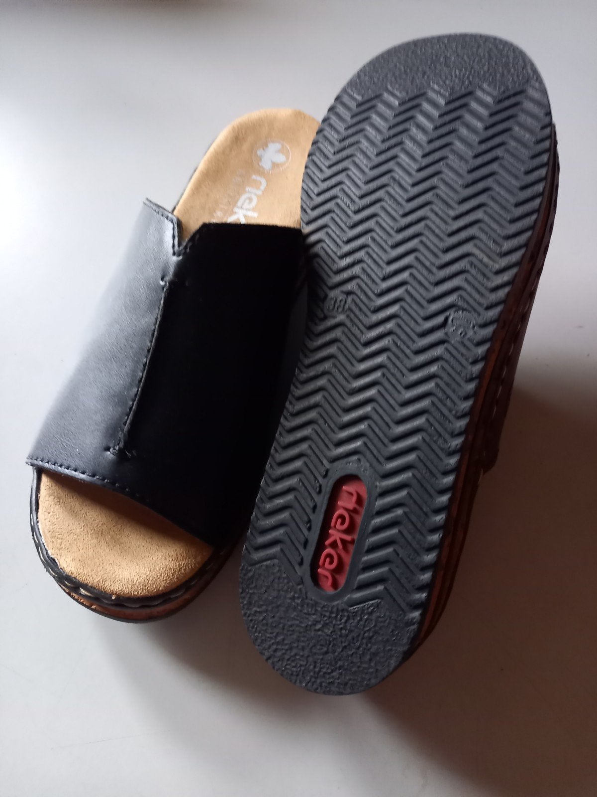 Chaussons Rieker neufs pour femmes, Vêtements | Femmes, Chaussures, Neuf, Enlèvement, Rieker, Sandales de bain