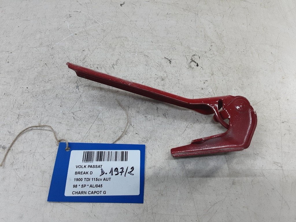 CHARNIERE DE CAPOT GAUCHE Volkswagen Passat Variant (3B5), Autos : Pièces & Accessoires, Volkswagen, Mevr. I. Hauben, Utilisé