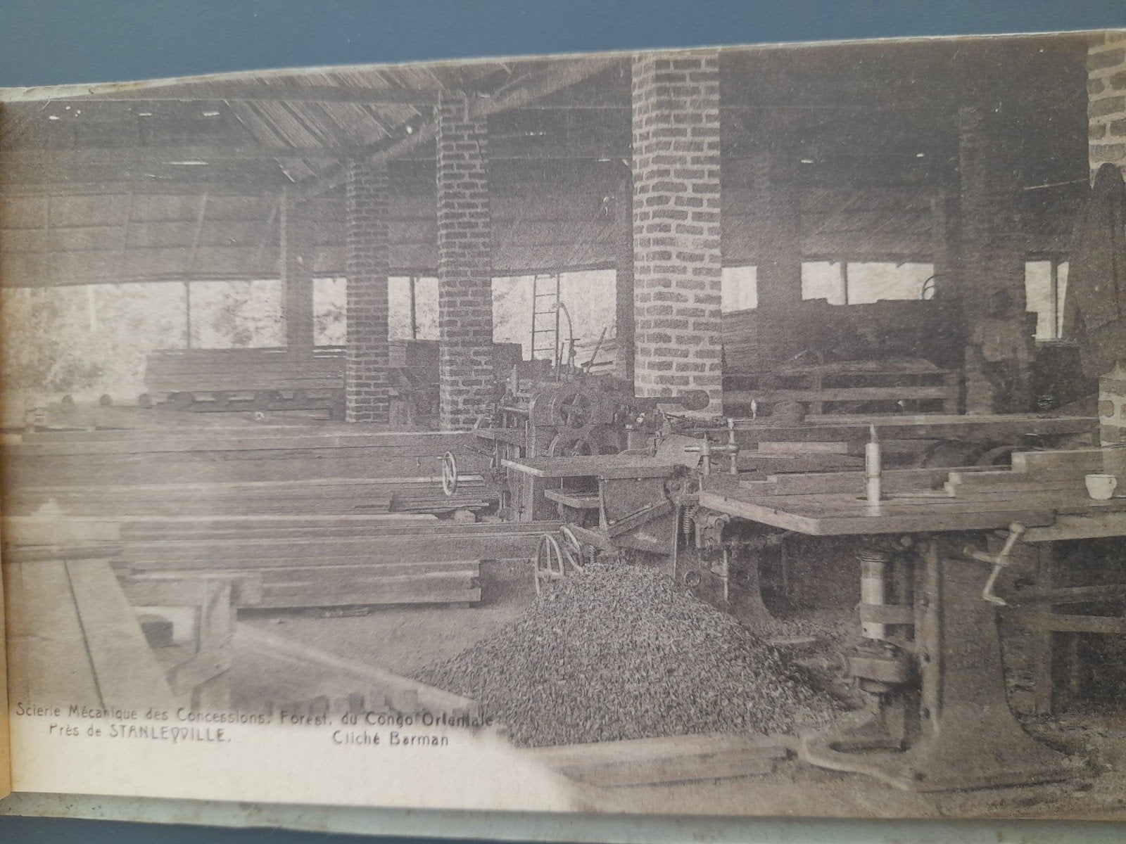 Carte postale-  Stanleyville - Scierie mécanique  Congo Est, Enlèvement ou Envoi, 1940 à 1960, Non affranchie, Artisanats et Métiers