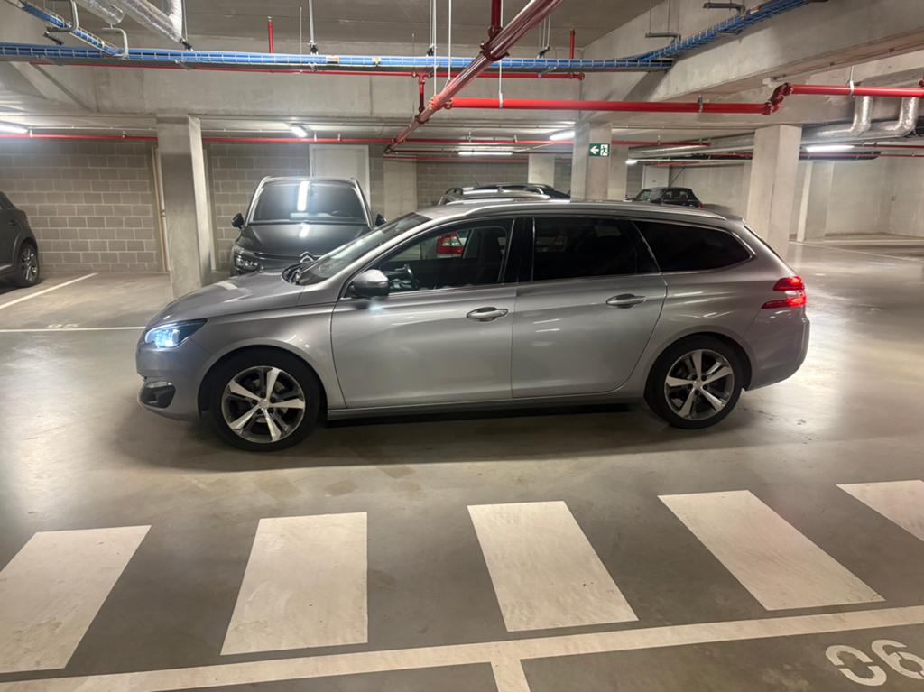 Peugeot 308 1.2 (129000km) xenon, Autos : Pièces & Accessoires, Autres pièces automobiles, Enlèvement, Peugeot