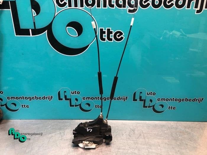 Serrure portière mécanique 4portes arrière gauche d'un Mi, -, 3 mois de garantie, Utilisé, Mitsubishi