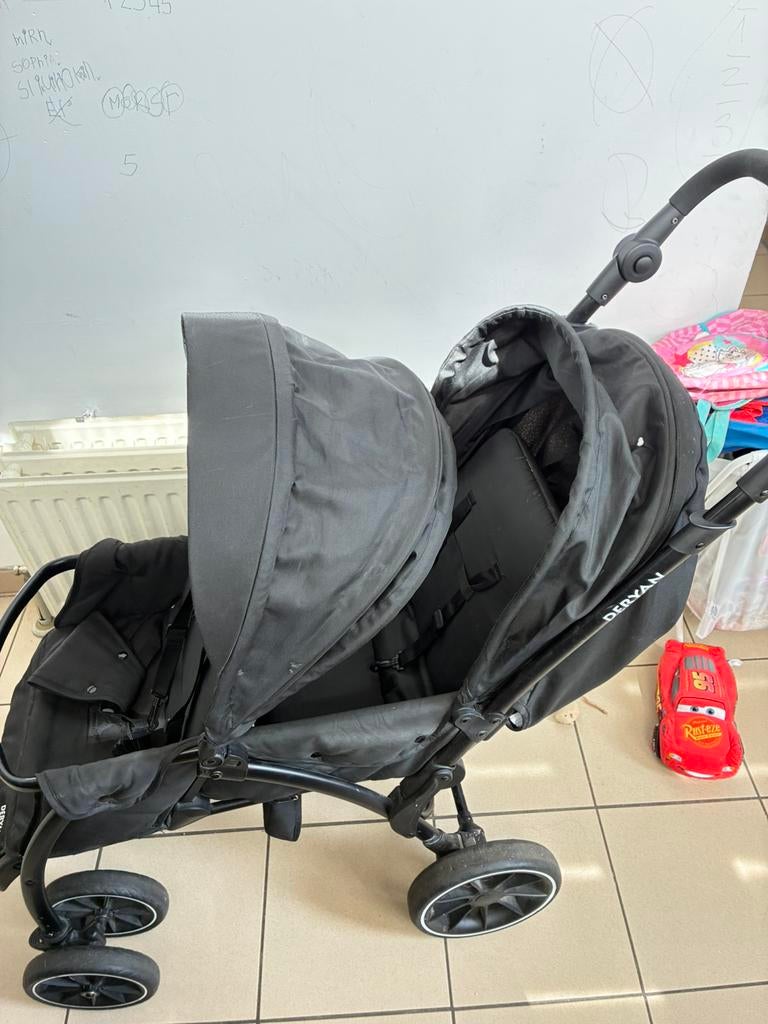Kinderwagen voor 2, Ophalen, Zo goed als nieuw, Regenhoes