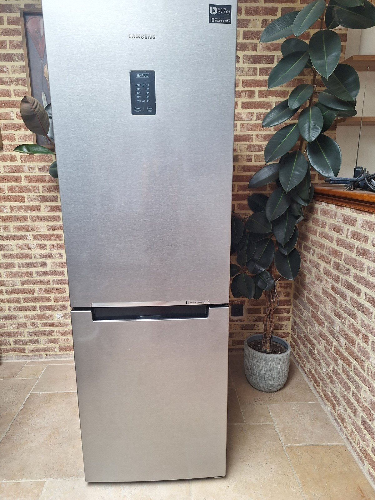 Vrijstaande Koel-vries combinatie Samsung Silver (311L), Elektronische apparatuur, Koelkasten en IJskasten, Ophalen, 200 liter of meer