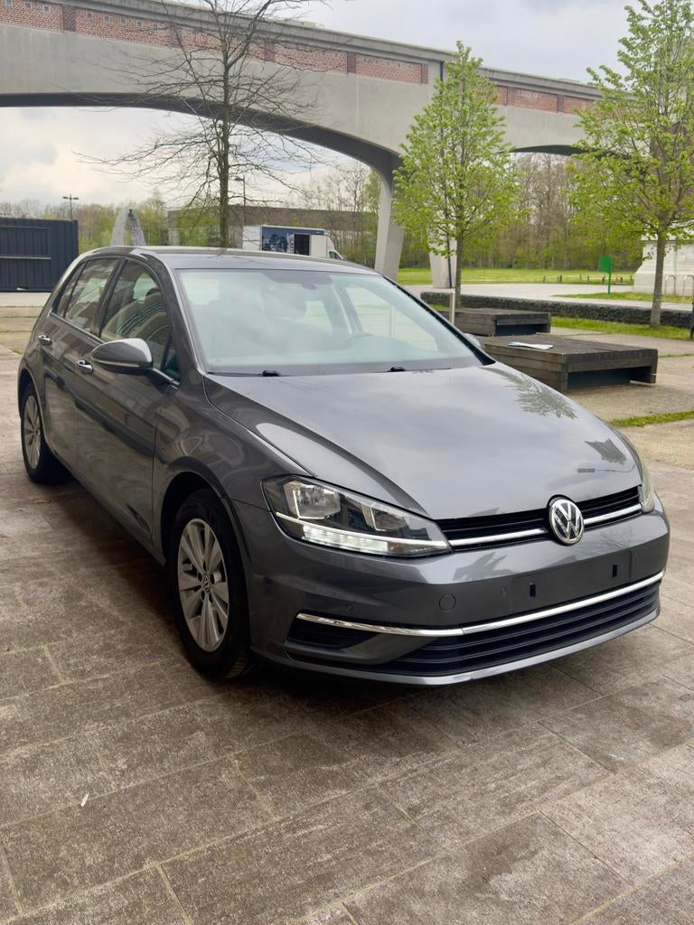 Volkswagen Golf | Topstaat | 97387 km, Auto's, Bluetooth, Handgeschakeld, Dealer onderhouden, Golf