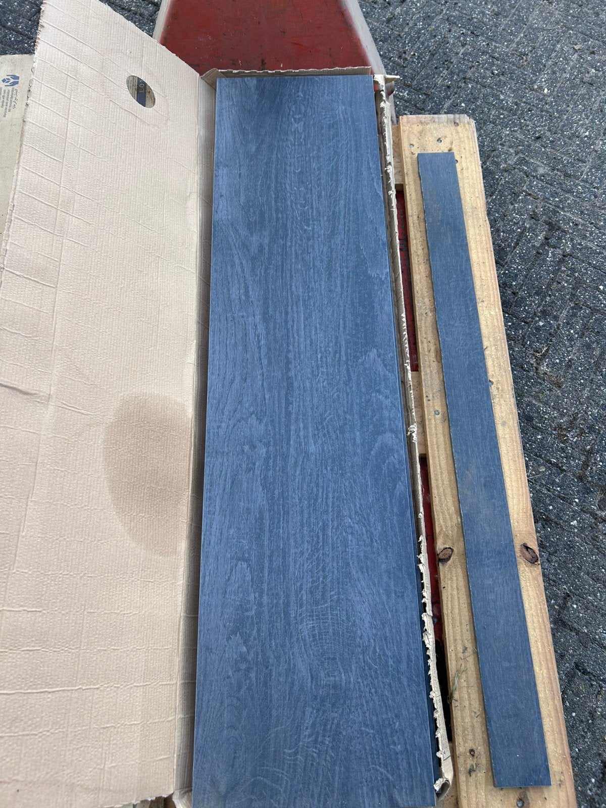 Keramische vloertegels houtstructuur kleur: zwart, Ophalen, 60 cm of meer, Keramiek, Nieuw