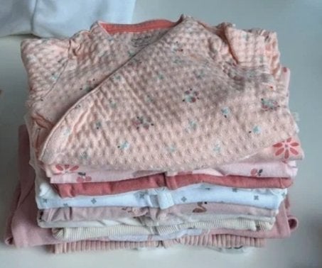 Lot 12 pyjamas coton 1-3M 18bodies manches courtes fille1-6M, Enfants & Bébés, Enlèvement ou Envoi, Okaidi, Comme neuf, Vêtements de nuit ou Sous-vêtements