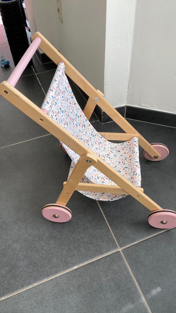 Poppenwagen, Ophalen, Gebruikt