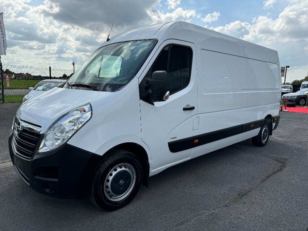 Opel Movano 2.3 cdti L3H2 Lang 1st eig ohboek camera gps, Auto's, Bestelwagens en Lichte vracht, Voorwielaandrijving, Dealer onderhouden