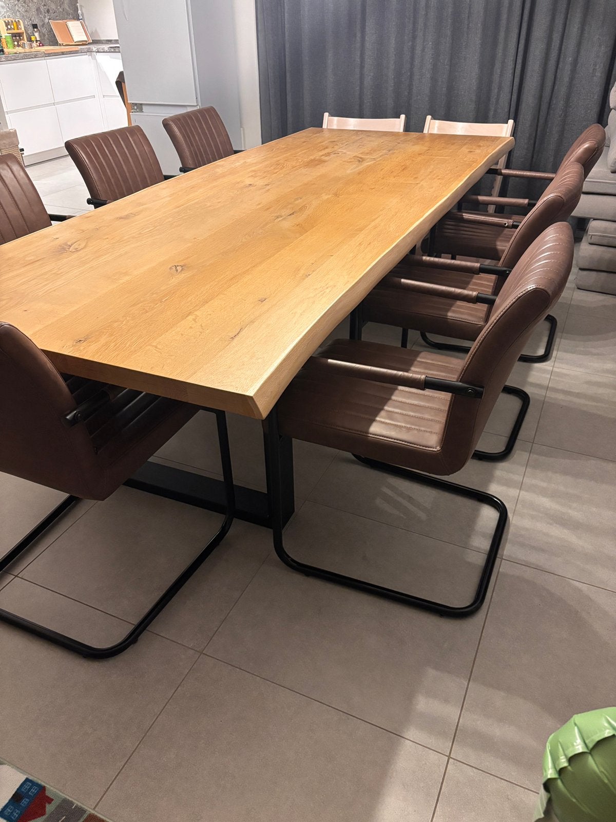 Massief eikenhouten tafel, Huis en Inrichting, Ophalen, Gebruikt, Eikenhout, 200 cm of meer