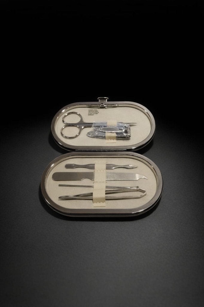 6-delige manicureset in beige ovale etui, Ophalen, Nieuw, Overige typen