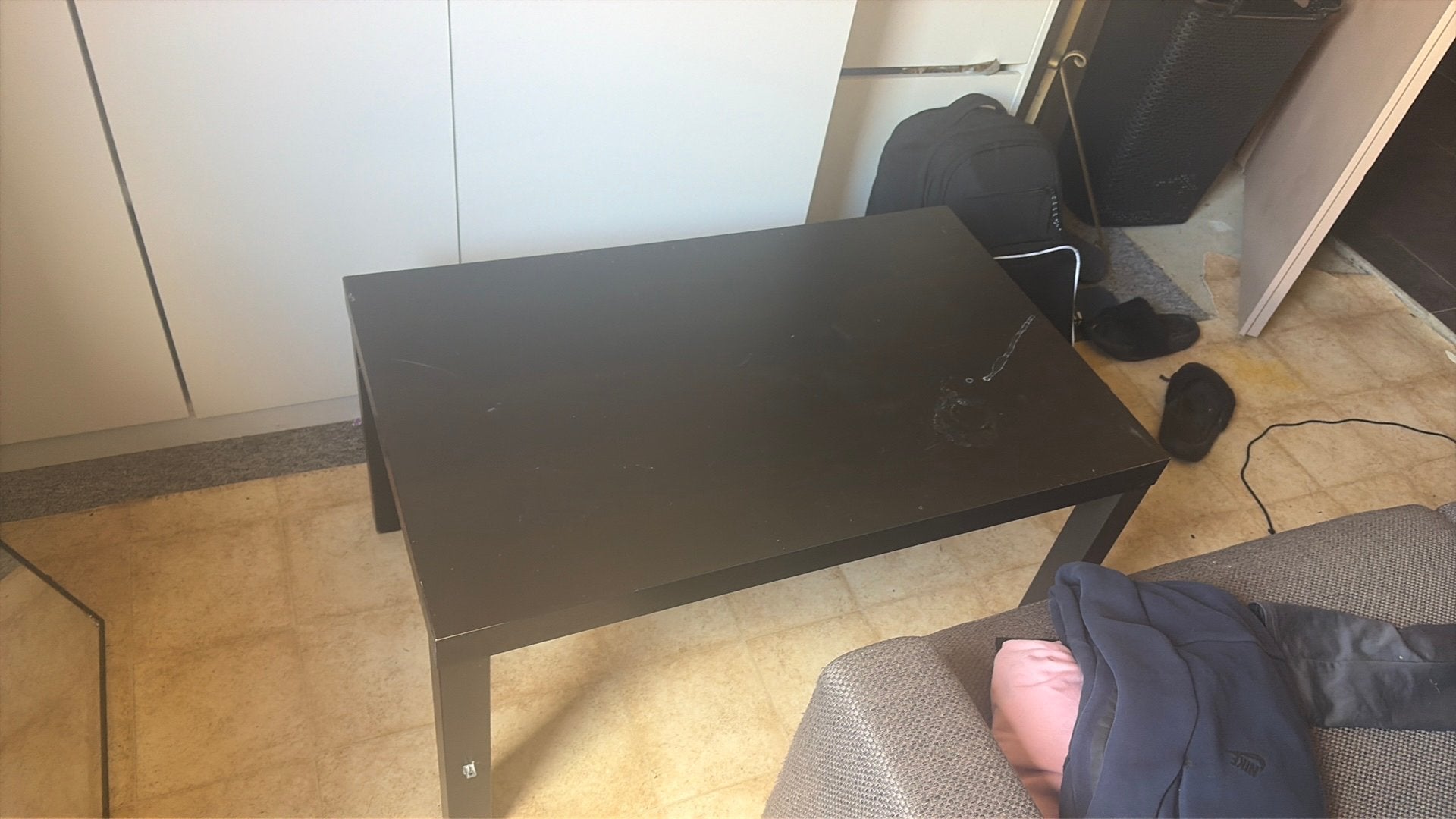 Een heel mooi tafeltje kanbje gebreuken als salon tafel, Ophalen, Overige materialen, Minder dan 50 cm, Gebruikt