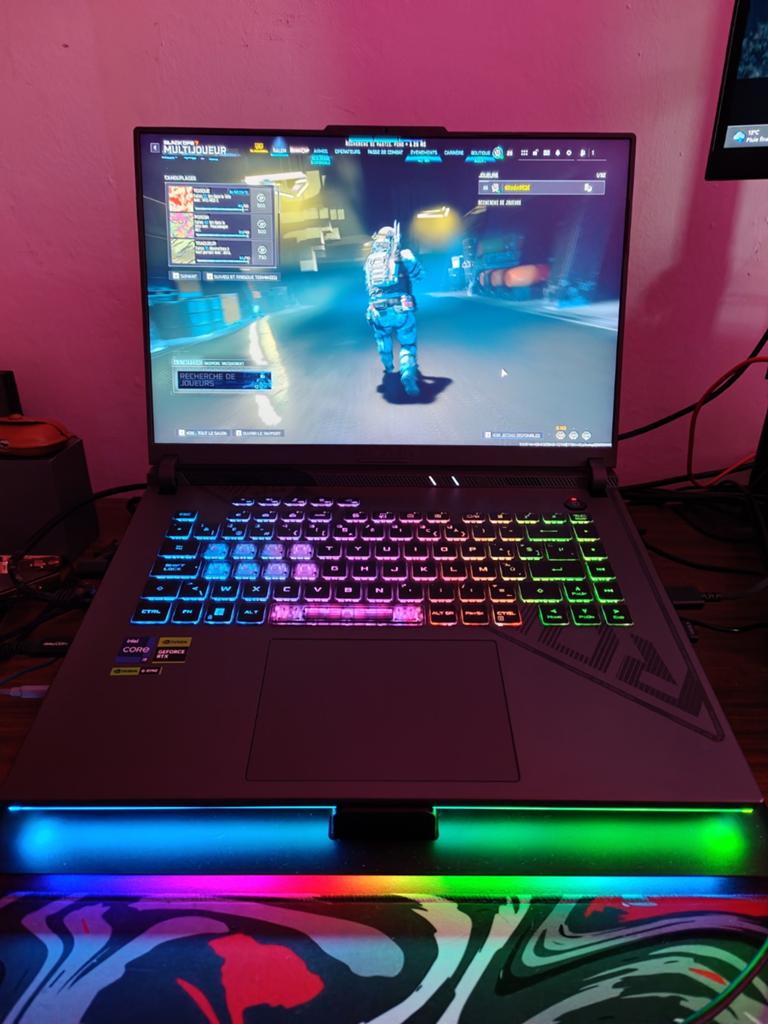 Vends ou échange Asus ROG strix G16 2024, Informatique & Logiciels, 32 GB, Avec carte vidéo, Virtual Reality, Comme neuf