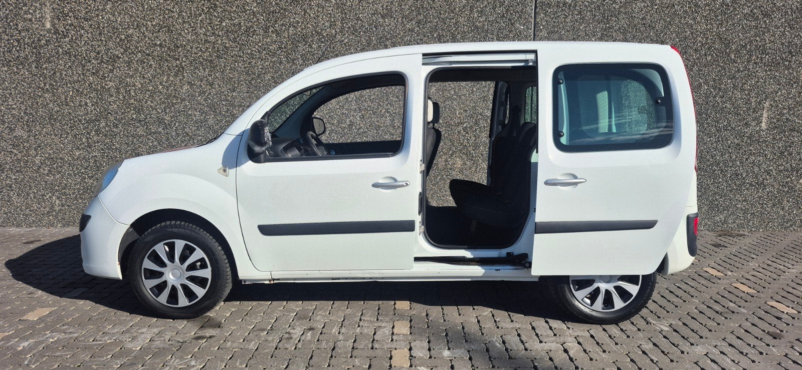 Renault Kangoo  AIRCO *2 SCHUIFDEUREN* CRUISE CONTROL, Auto's, Voorwielaandrijving, Dealer onderhouden, Wit, Bedrijf