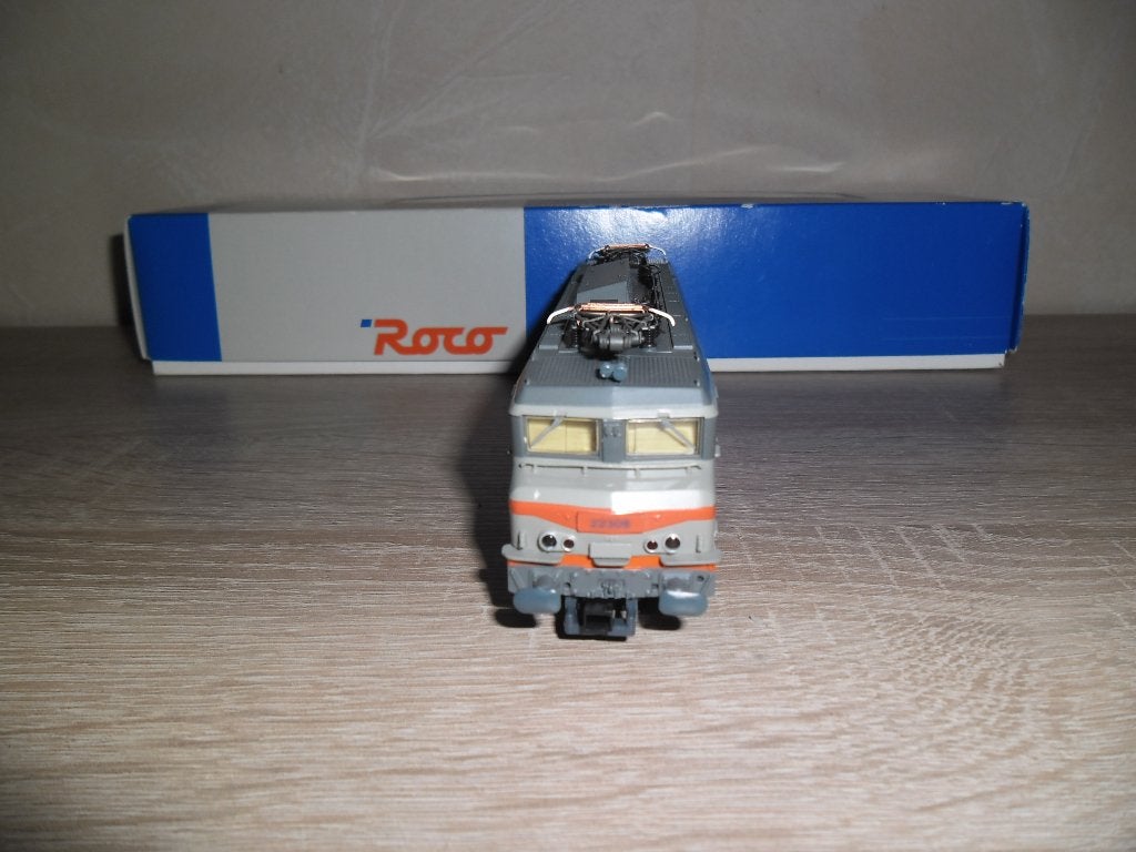ROCO 62468 SNCF 22308 BETON, Hobby en Vrije tijd, Ophalen of Verzenden, Zo goed als nieuw, Roco, Analoog