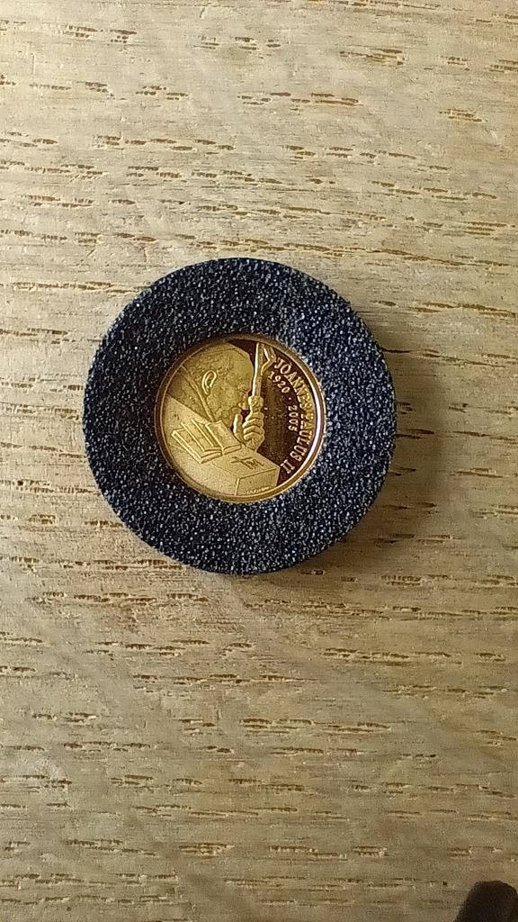 Gouden muntje   1,18 gram puur goud., Ophalen of Verzenden