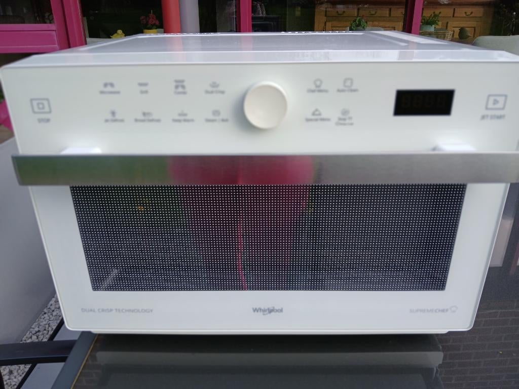 Four micro-ondes suprême chef, Enlèvement, Utilisé, 45 à 60 cm, Four