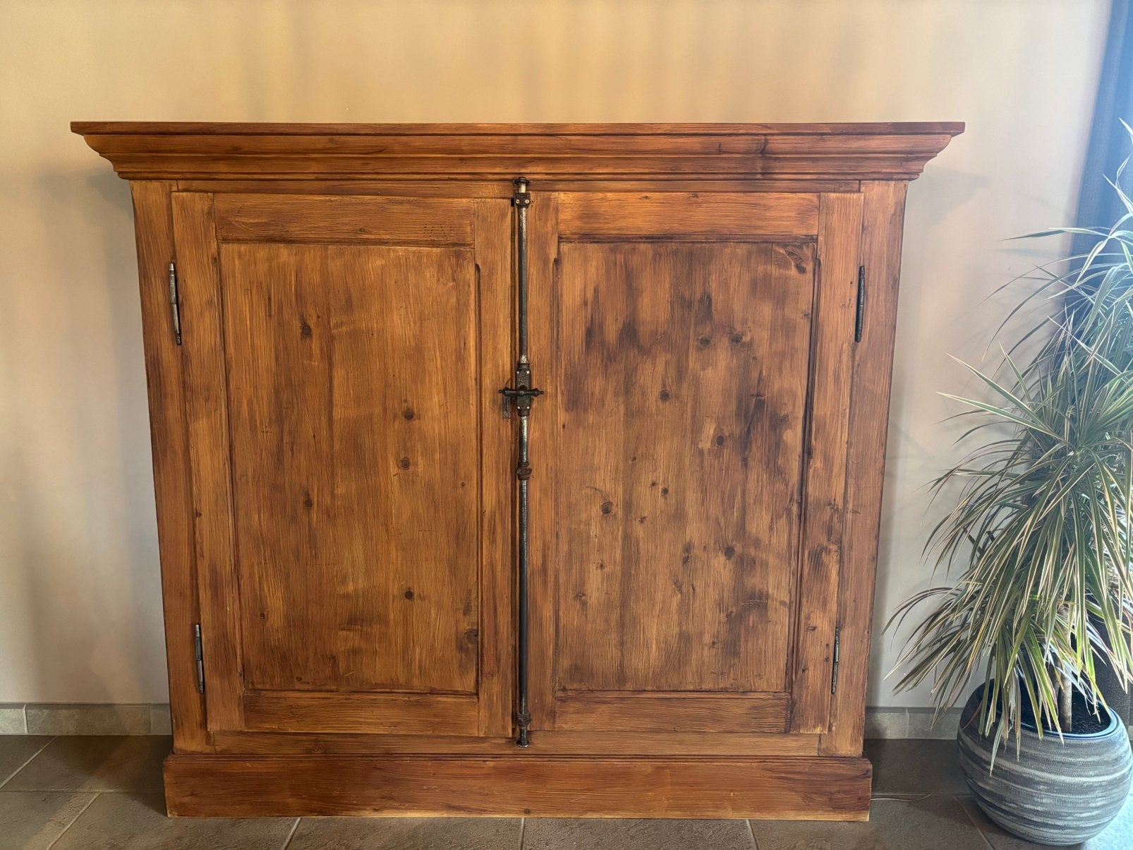 Buffetkast, Avec porte(s), 25 à 50 cm, 150 à 200 cm, Enlèvement