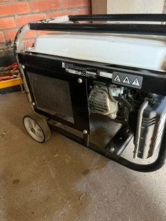 stroomgroep, Bricolage & Construction, Générateurs, Enlèvement, Comme neuf, Moins de 5 kVA, Essence