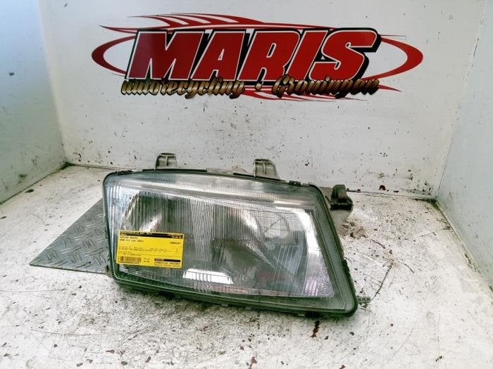 Koplamp rechts van een Saab 9-3, Gebruikt, -, -, -