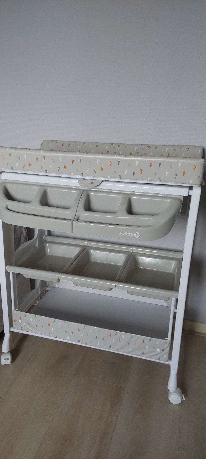 Commode-bad, Ophalen