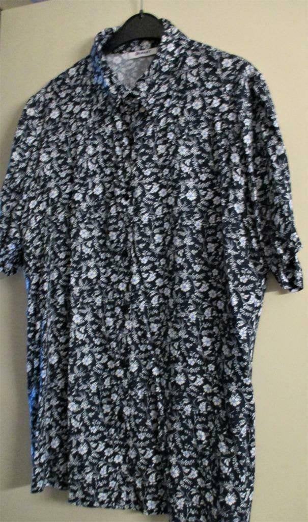 Belle chemise bleue à fleurs blanches taille L, Enlèvement ou Envoi, Bleu, Damart, Taille 42/44 (L)