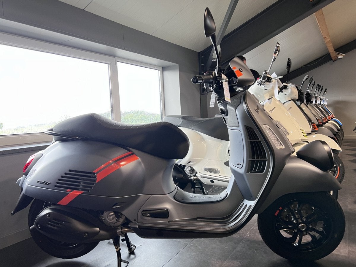 Vespa GTV 310, Motos, 300 cm³, Scooter, Entreprise, Neuf