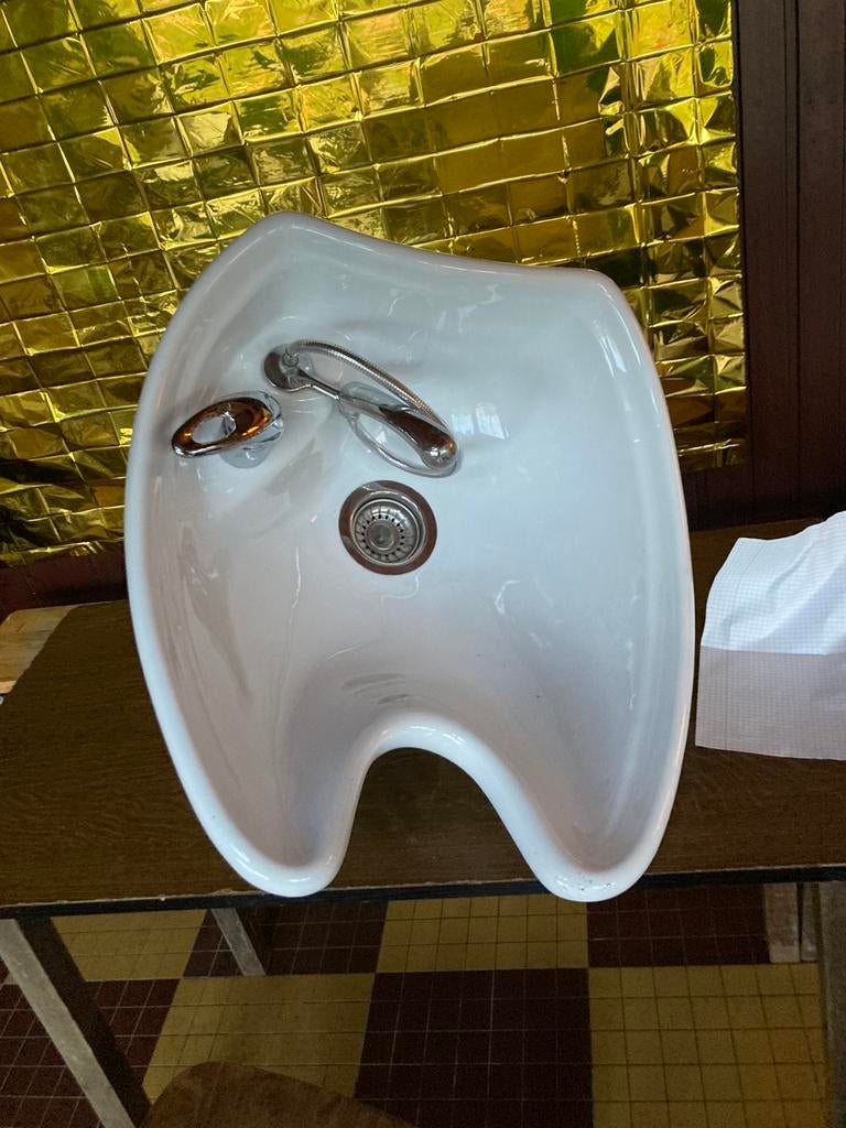 Wastafel voor kappers inbouw, Doe-het-zelf en Bouw, Sanitair, Ophalen, Zo goed als nieuw, Kraan