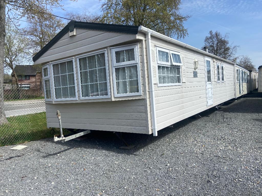 Stacaravan Europa Boston, Caravans en Kamperen