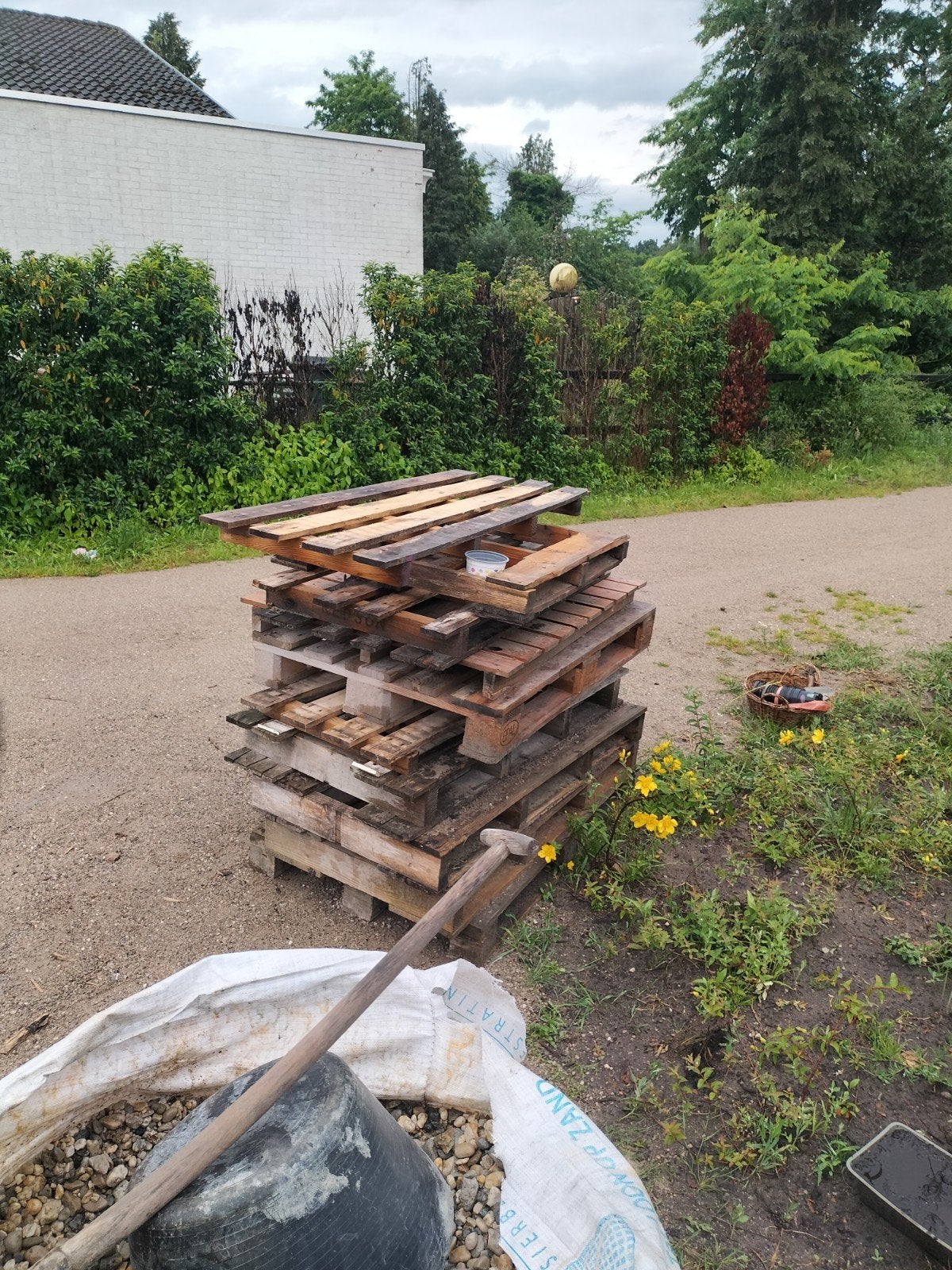 Pallets gratis ophalen zsm!, Enlèvement