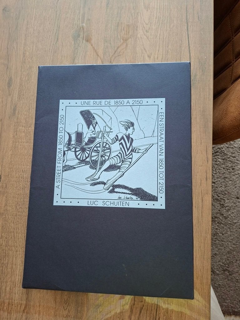 Portfolio 1999 Luc Schuiten - een straat van 1850 tot 2150, Ophalen