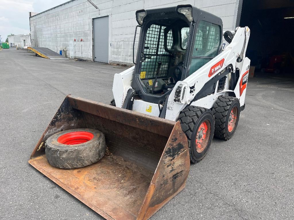 BOBCAT S590 SCHRANKLADER, Articles professionnels, Machines & Construction | Grues & Excavatrices, Enlèvement