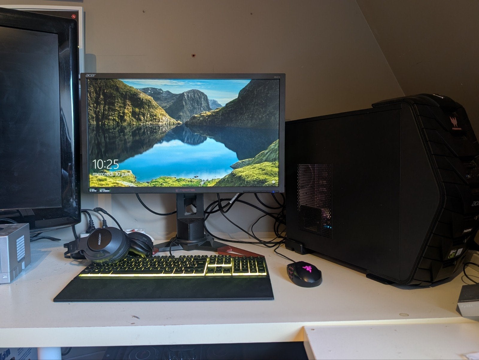 Volledig gamingpakket: Predator PC + scherm + Razer Setup +, Games en Spelcomputers, Games | Pc, Ophalen